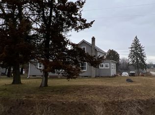 3509 Cemetery Rd, Fowlerville, MI 48836