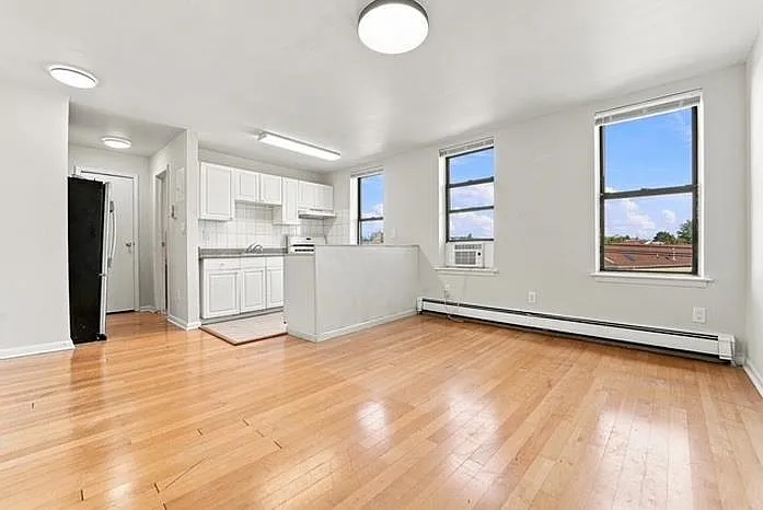Hudson Terrace Condo A. — Photo 3