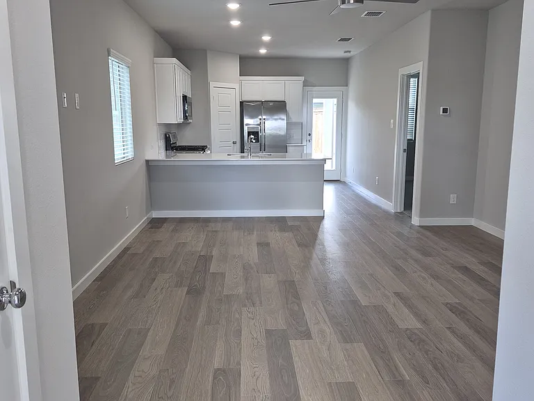 872 Sunflower Rd — Photo 3