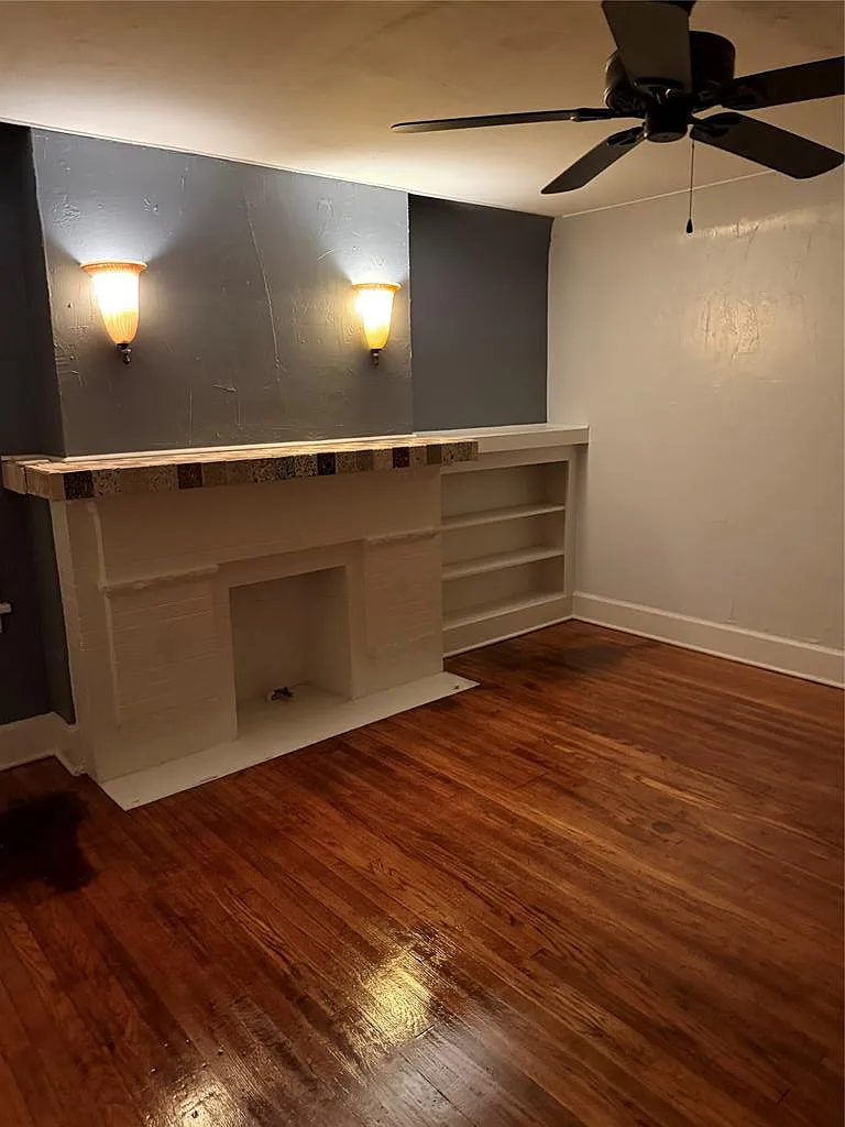 2 bed, 1.0 bath, 958 sqft, $1,300 — Photo 3