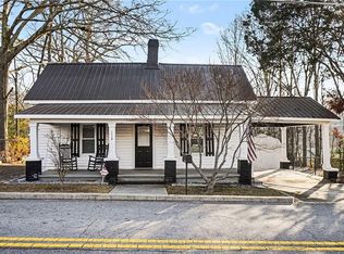 112 Park St, Dallas, GA 30132