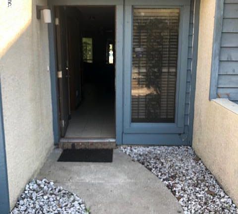 3rd image of 8165 Plaza Gate Ln