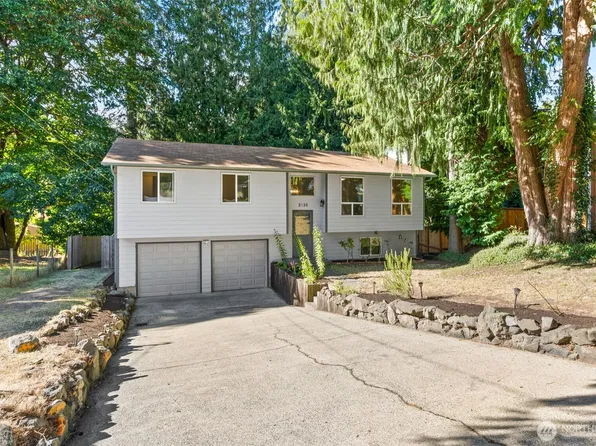 2136 NW Clinton Avenue, Poulsbo, WA 98370
