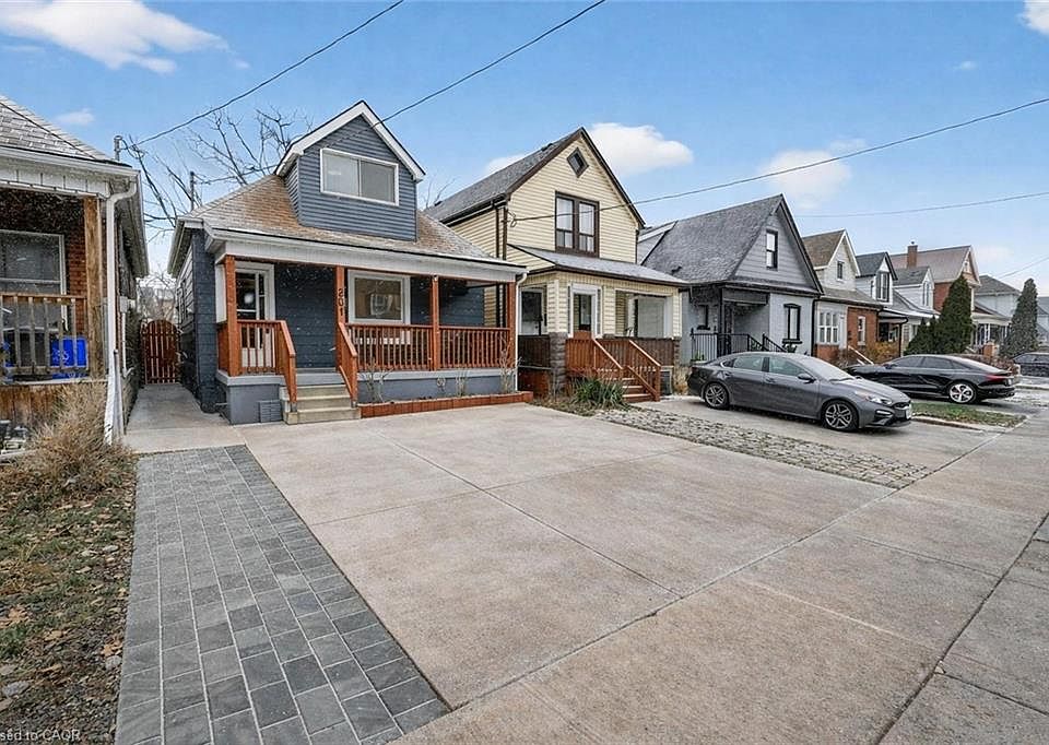 1st image of 201 Grosvenor Ave N