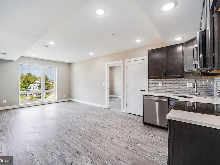 1617 Rhode Island Ave NE #501 — Photo 4