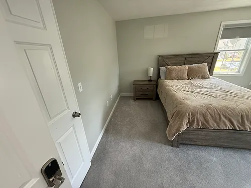24 Willow St Photo 1