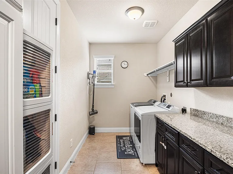 9614 Blackberry Terrace Dr — Photo 35
