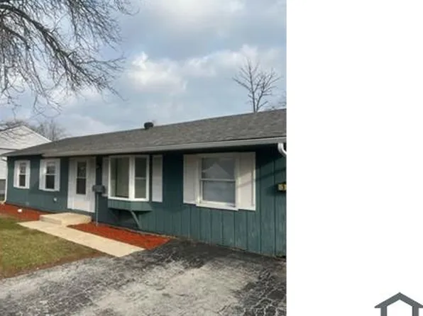 19 N Elm Ln, Glenwood, IL 60425