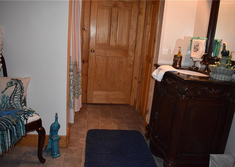 1st image of 3665 Thrift Dr