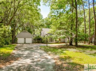 4 Lampwick Ln, Savannah, GA 31411