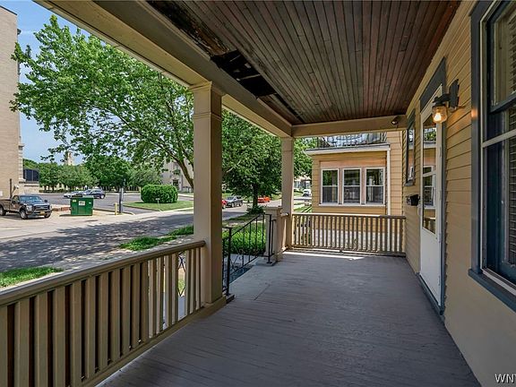 4th image of 31 Hughes Ave