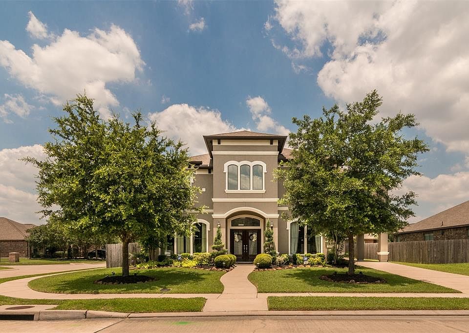 1st image of 3008 Southern Chase Dr