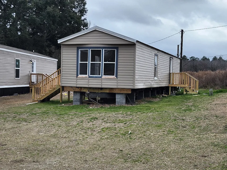 542 Mathews Rd #6