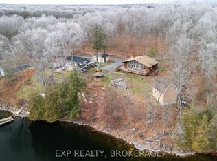 2103 Hambly Ln, South Frontenac, ON K0H1W0