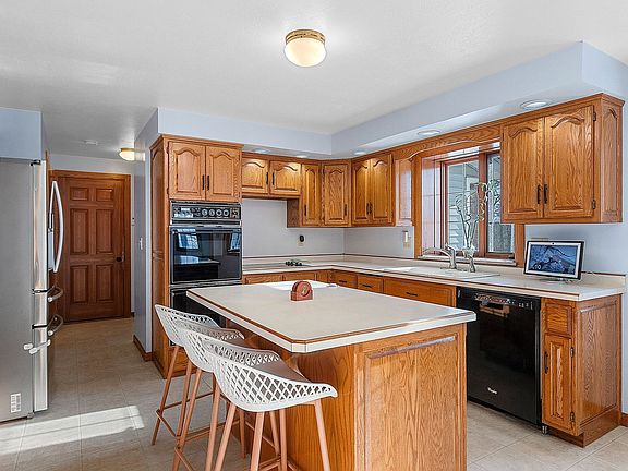 5th image of 3075 Kingswood Ct