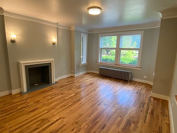 2nd image of 4841 Lee St APT 1