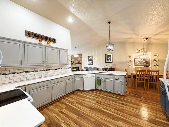 3rd image of 1220 E Orchard Beach Lane #C