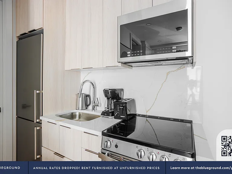 161 Prince St #7 — Photo 8