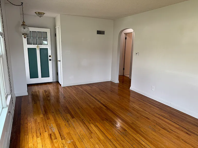 1601 Fox Dr — Photo 19