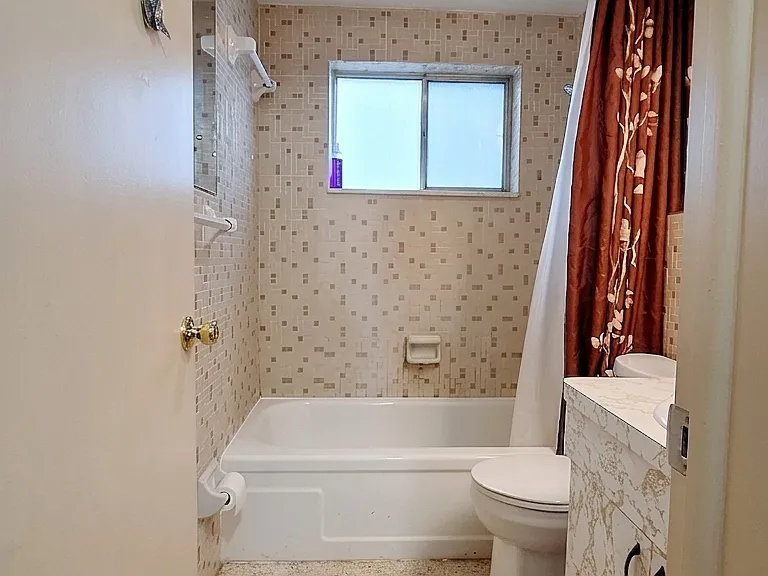 5703 Orange Grove Ave — Photo 8