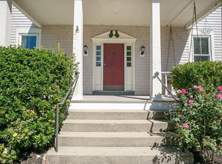 3 Prairie Ave APT 1, Newport, RI 02840