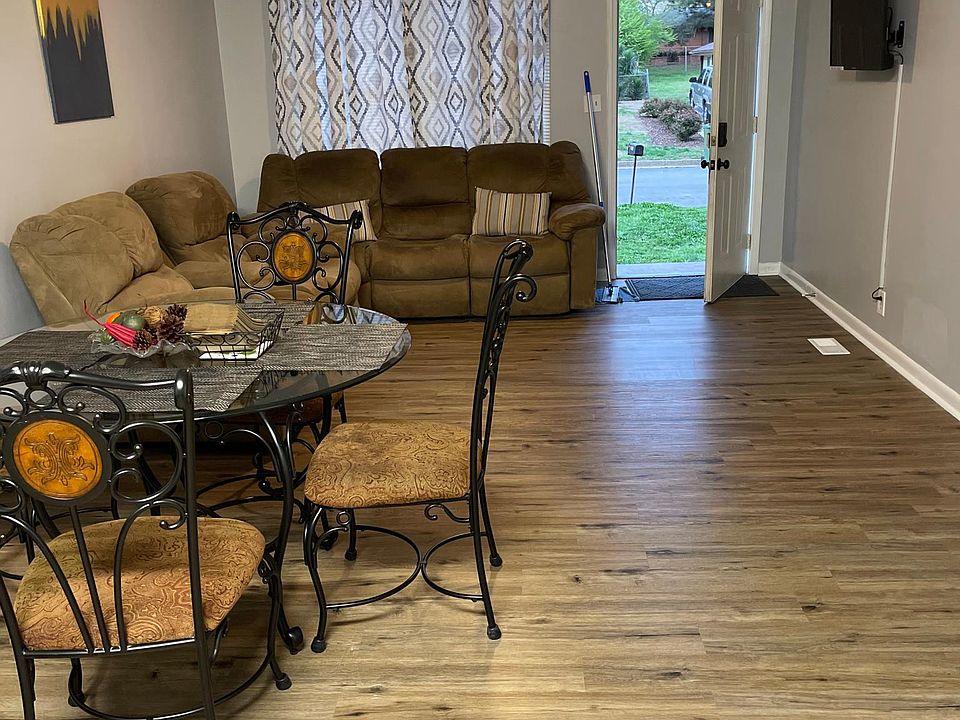 2nd image of 643 Gillespie Rd