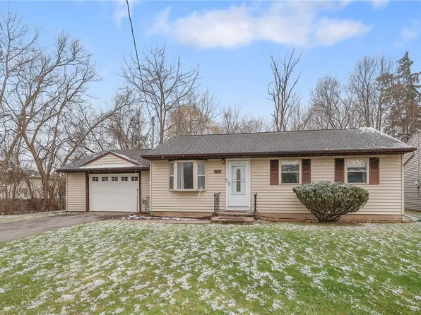 101 2nd St, Fayetteville, NY 13066