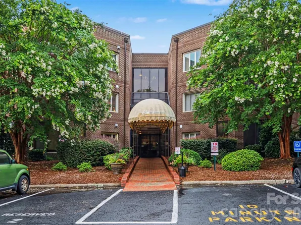 84 Lake Concord Rd NE APT M, Concord, NC 28025