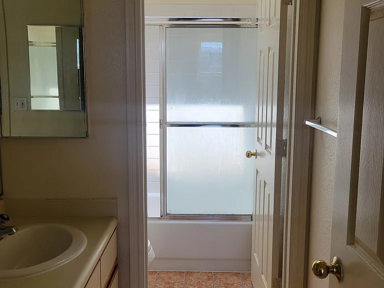 27 Randolph St #C — Photo 17