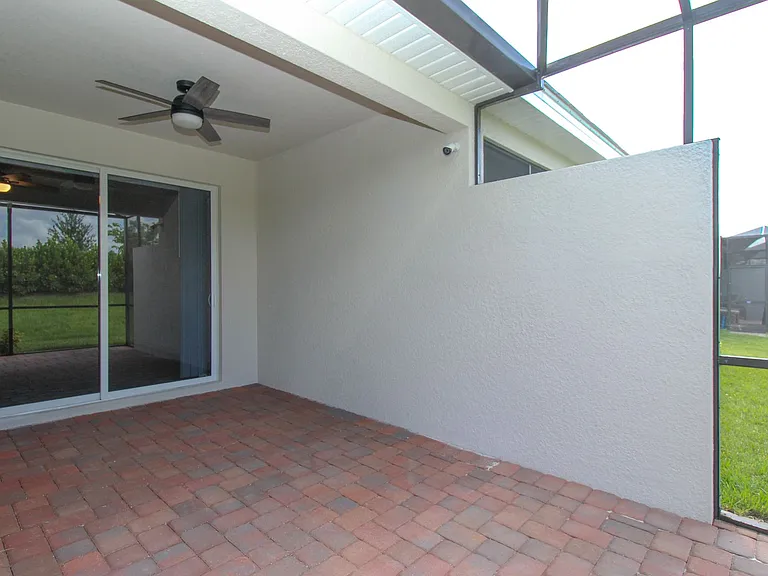 2156 Dragonfruit Way — Photo 17