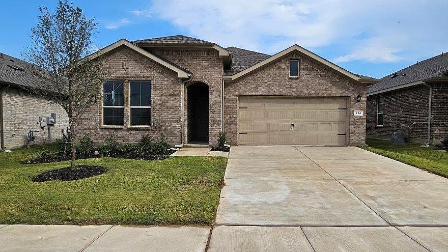 1st image of 720 Amber Fields Dr