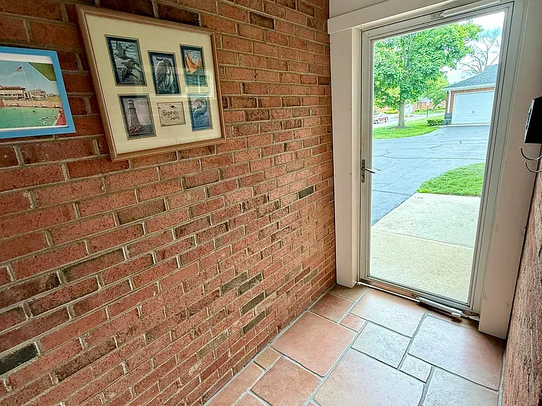 67 Dogwood Dr — Photo 3
