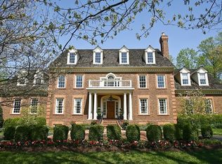 9413 Eagle Ridge Dr, Bethesda, MD 20817