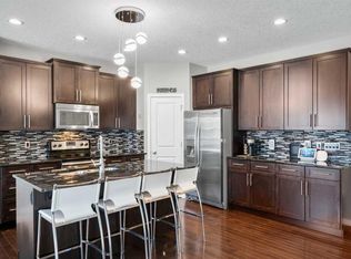 236 W Walden Hts SE, Calgary, AB T2X 0V7