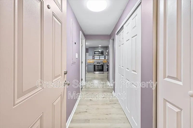 3 bed, 2.0 bath, 1231 sqft, $1,895 — Photo 4