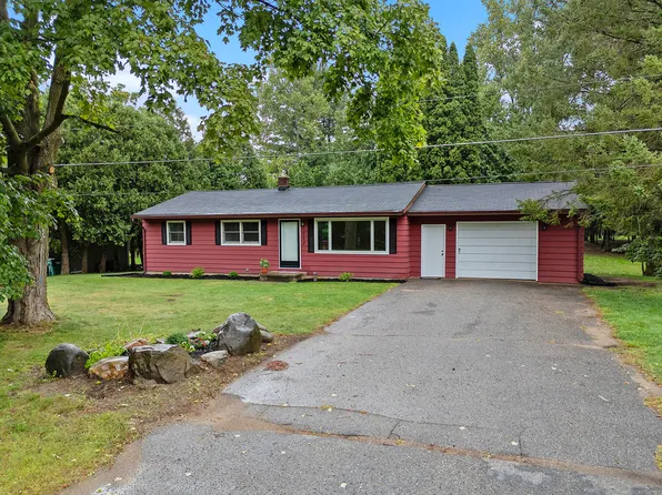 1553 Garfield St, Marne, MI 49435