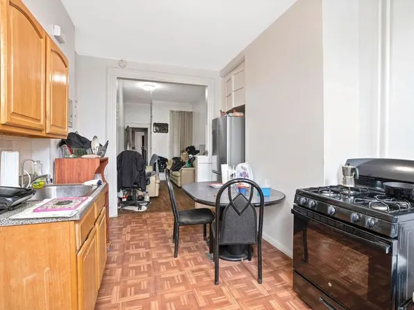 1536 Gates Avenue image 18 of 28