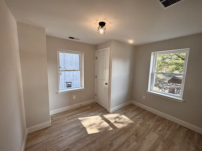 13 Bayship Rd — Photo 13