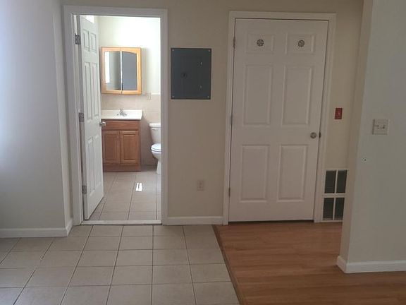 5th image of 186 William St #4