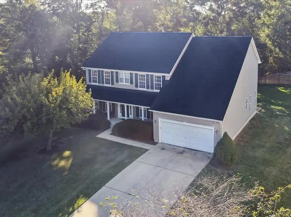 3264 Gossett Ct, Waldorf, MD 20603