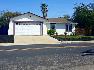 9305 Jaclaire Ln, Anchorage, AK 99502