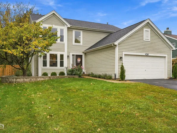 426 Geneva Ln, Cary, IL 60013