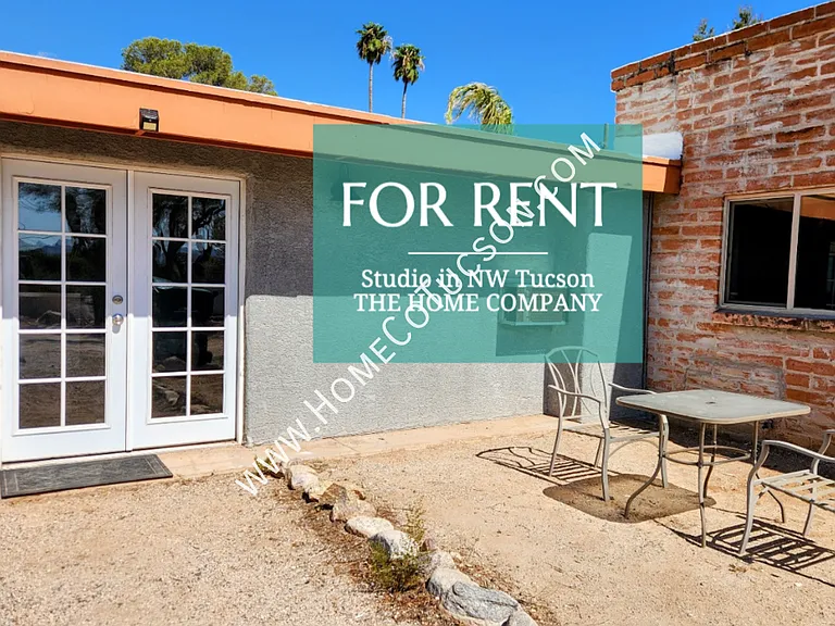 7424 N La Canada Dr #C — Photo 1