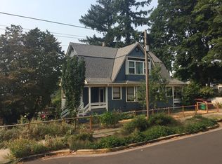 5235 SE Salmon St, Portland, OR 97215