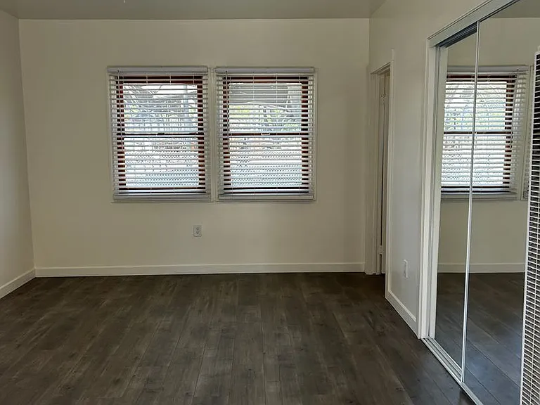 2510-2518 Toberman St — Photo 10