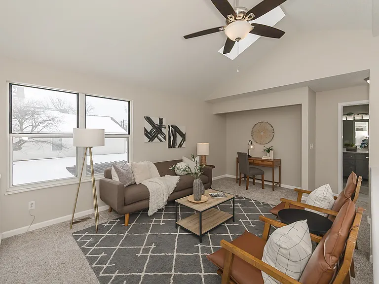 1300 Forest Creek Dr — Photo 21