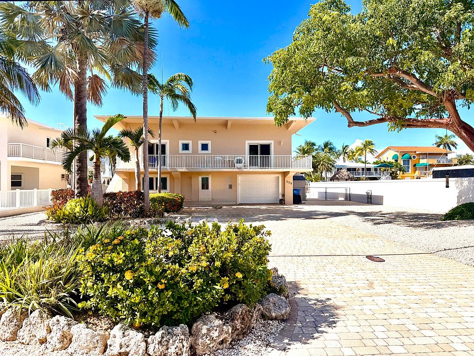 1st image of 239 Plantation Ave