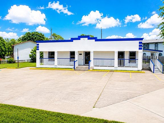 5th image of 2321 Burke Rd