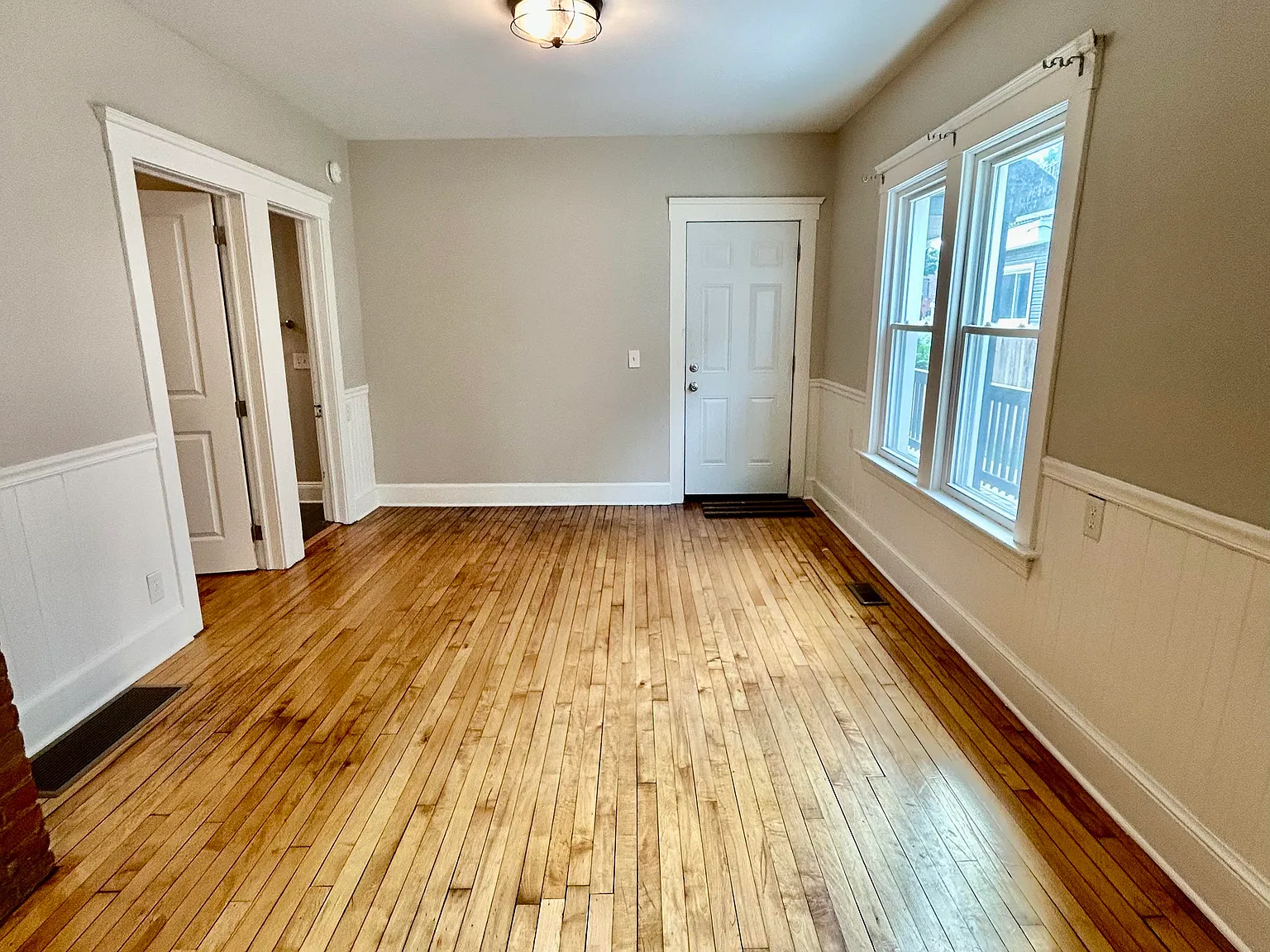 1 bed, 750 sqft, $1,150 — Photo 2
