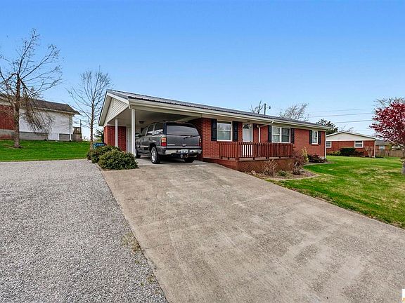 2nd image of 123 Westview Dr